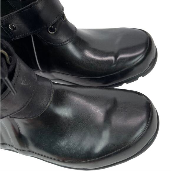 BCBGMAXAZRIA Women's Black Willis Lace Up Rubber Boots Leather Straps Size 6 - Picture 9 of 16
